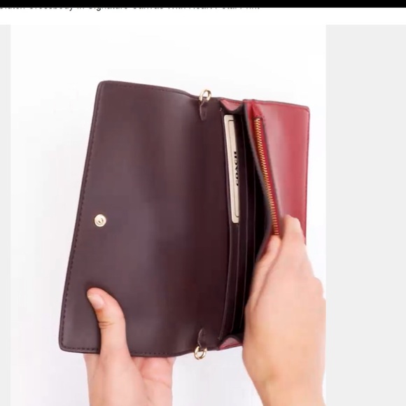 NWT Coach Anna Foldover Clutch Crossbody in Signature Canvas with heart print - Picture 8 of 13